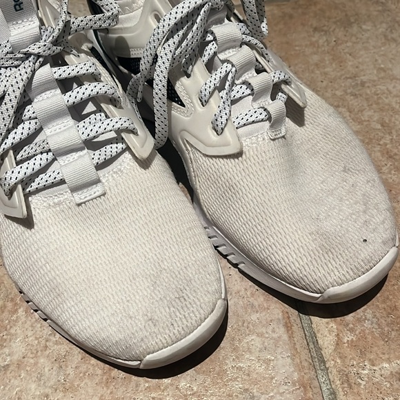 Reebok runners - Picture 6 of 6